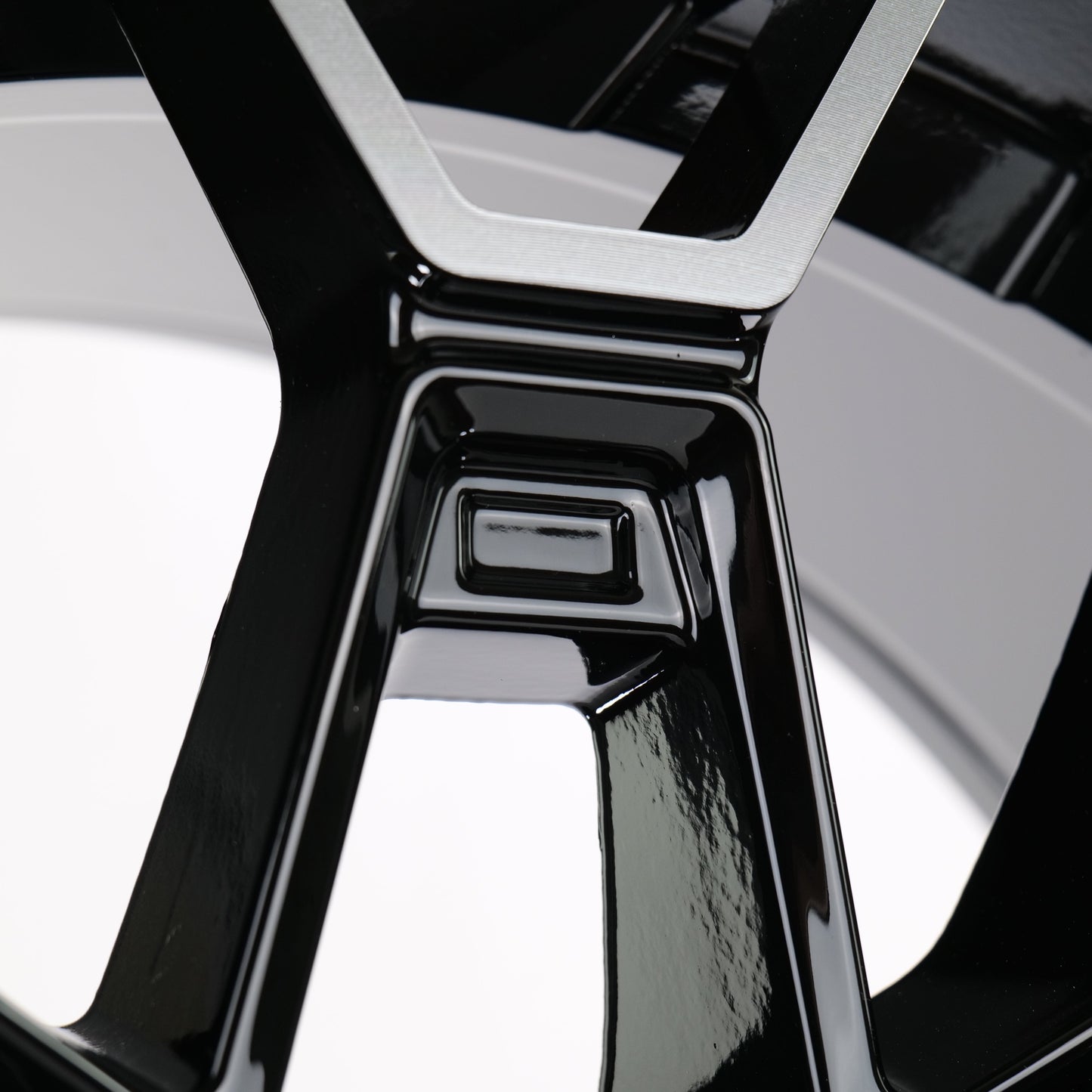 Lot de 4 Jantes Alu 19 HEN19B5112