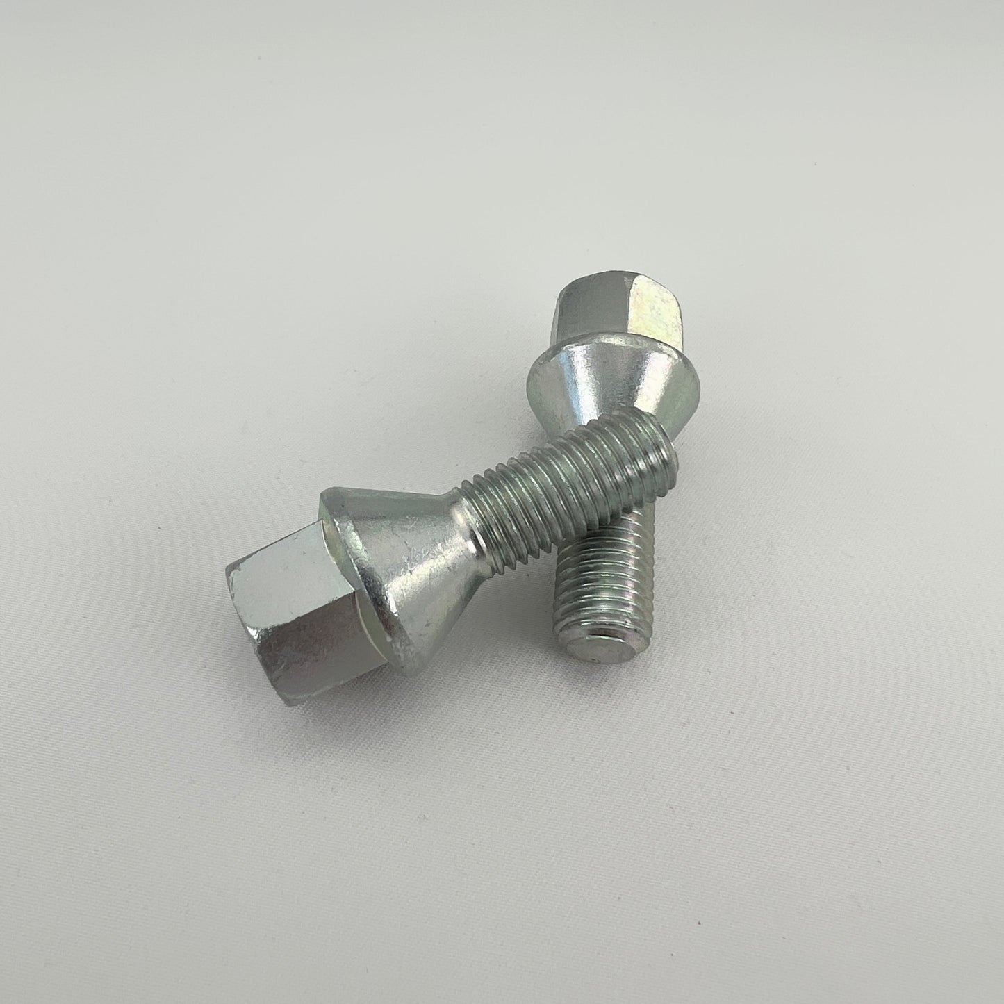 Lot de 20 Boulons de roue M12 x 1.50 27mm