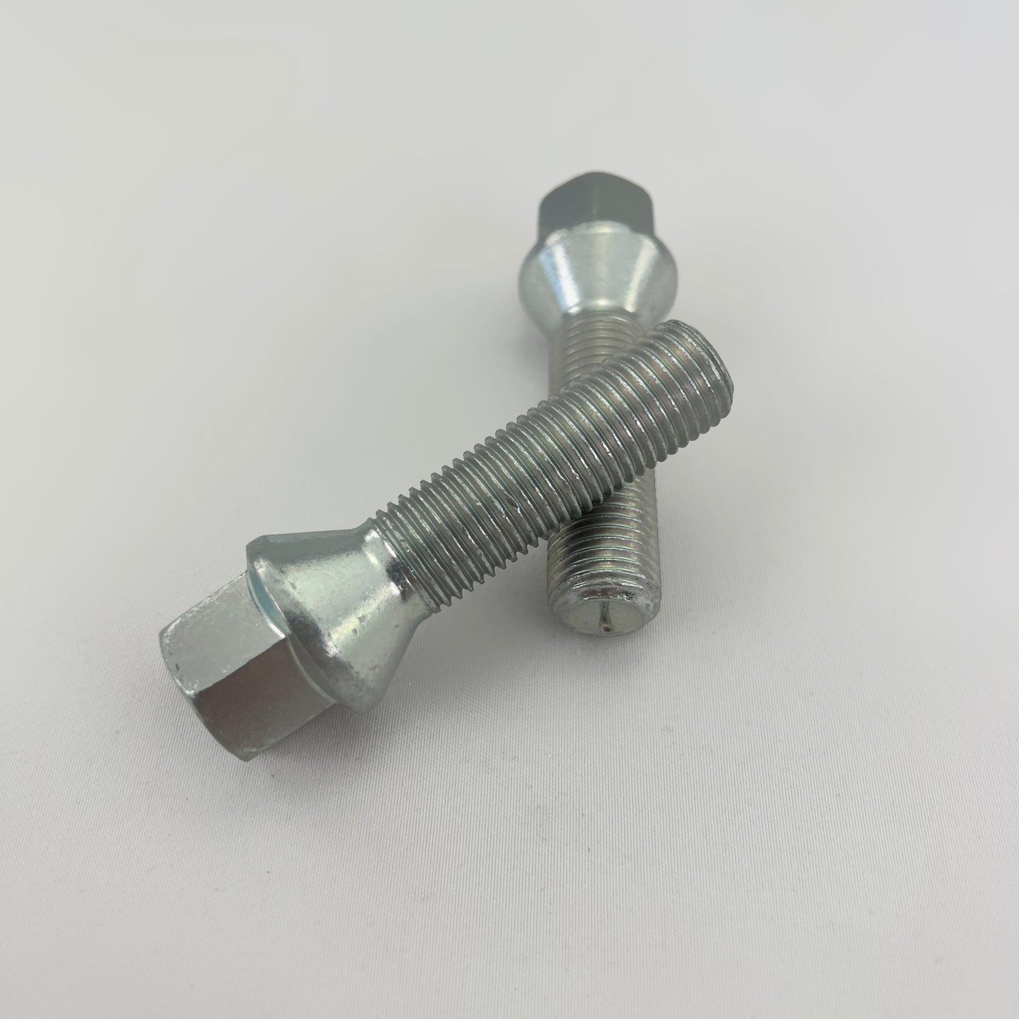 Lot de 20 Boulons de roue M14 x 1.50 40mm